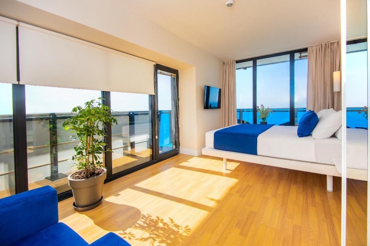 Orbi City Suite Sea View In Batumi Aparthotel Exterior foto
